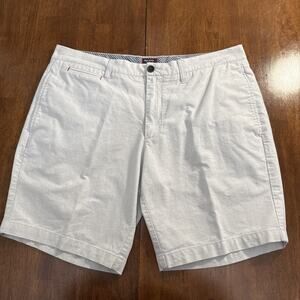 Untuckit Men’s Chino Shorts Flat Front Khaki 9" Inseam Size 36